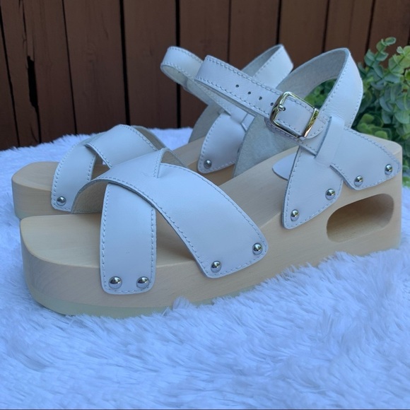 Jeffrey Campbell | NWOB White Platform Sandals - Picture 6 of 16